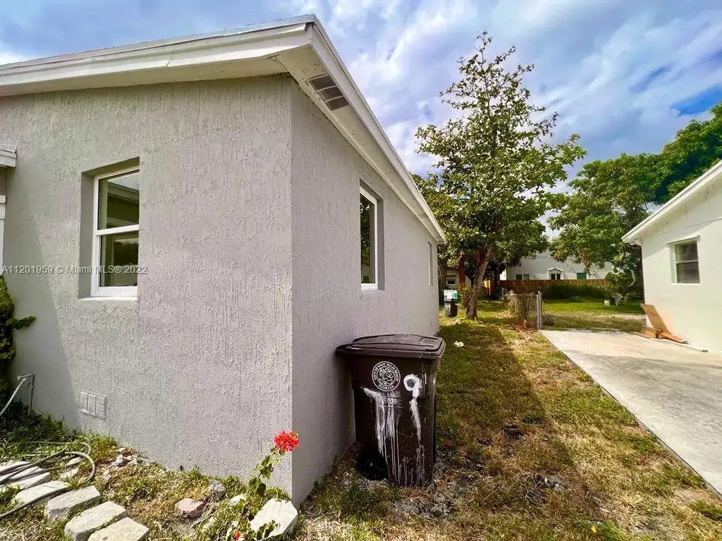 719 21st St # 0, West Palm Beach FL 33407 photo 3