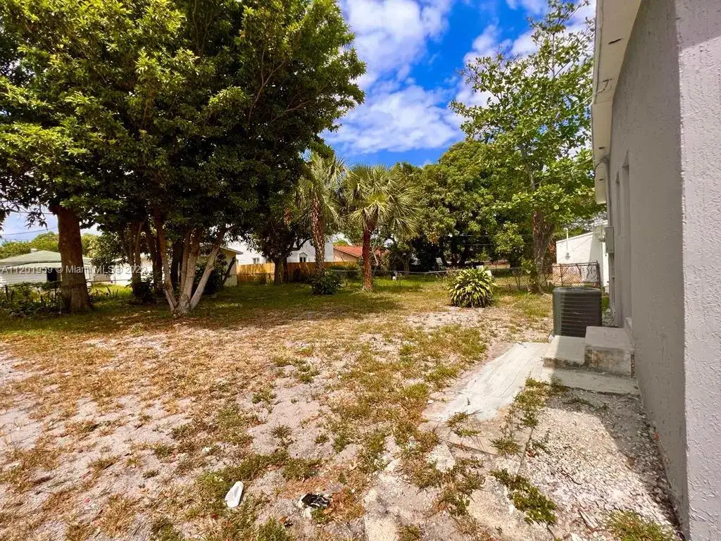 719 21st St # 0, West Palm Beach FL 33407 photo 4