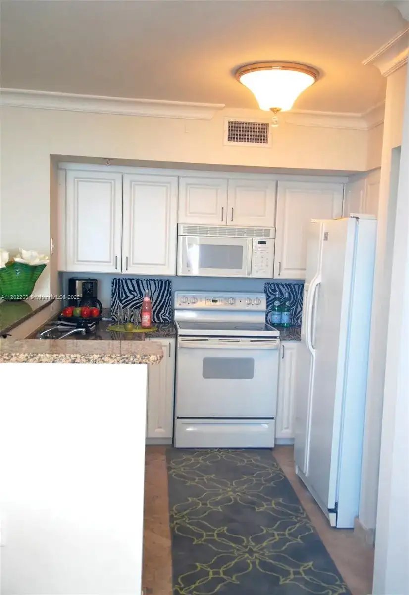 90 Alton Rd # 2403, Miami Beach FL 33139 photo 5