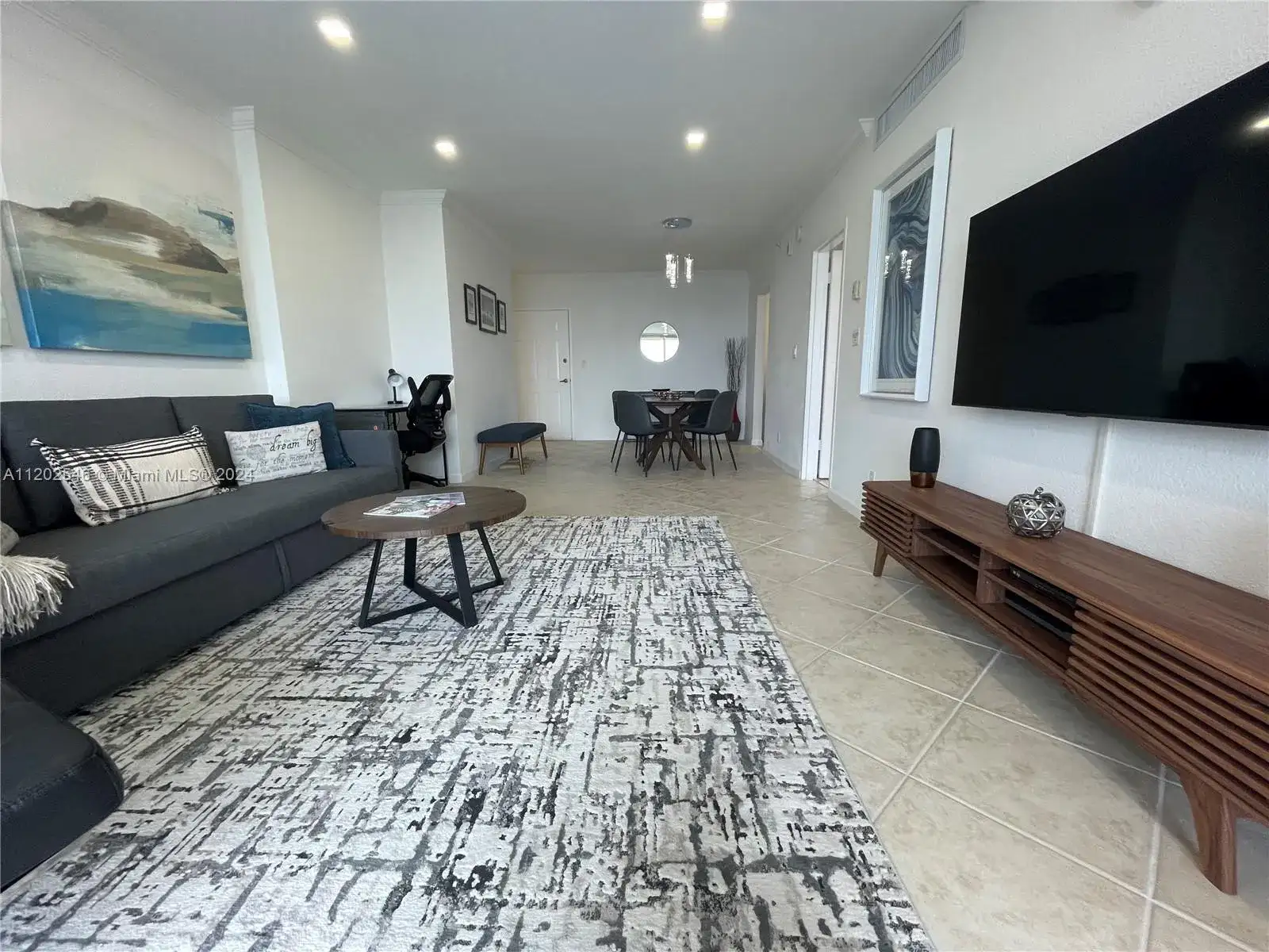 2501 S Ocean Dr, Hollywood FL 33019 photo 2