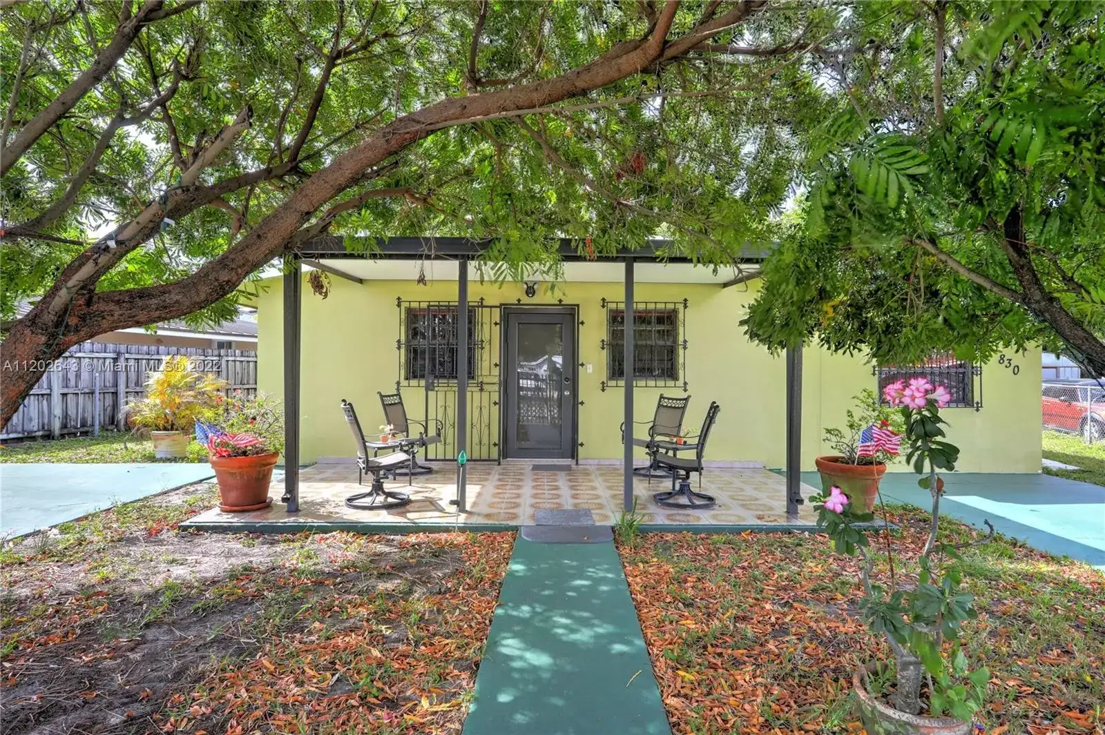 830 SE 7th Pl, Hialeah FL 33010 photo 5