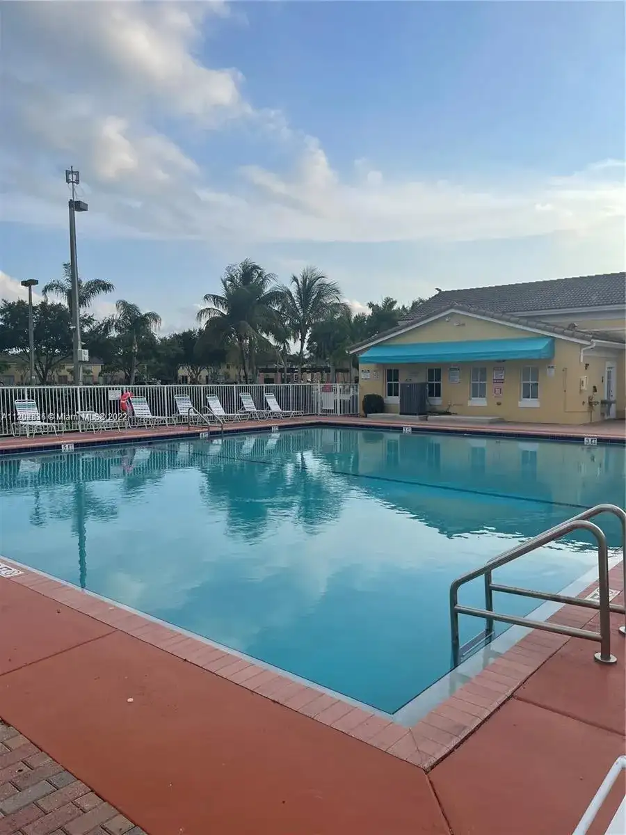 2755 SE 16th Ave # 100, Homestead FL 33035 photo 3