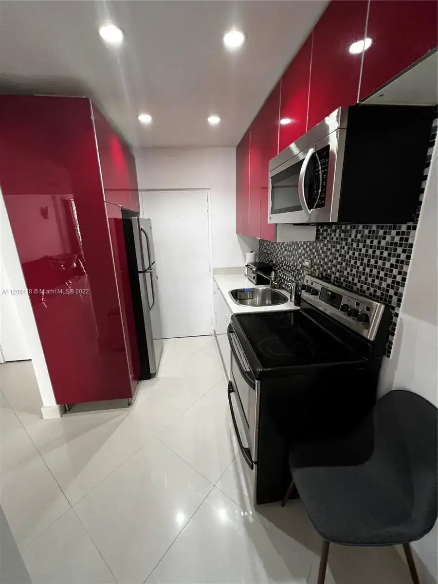 1408 Brickell Bay Dr # 213, Miami FL 33131 photo 3