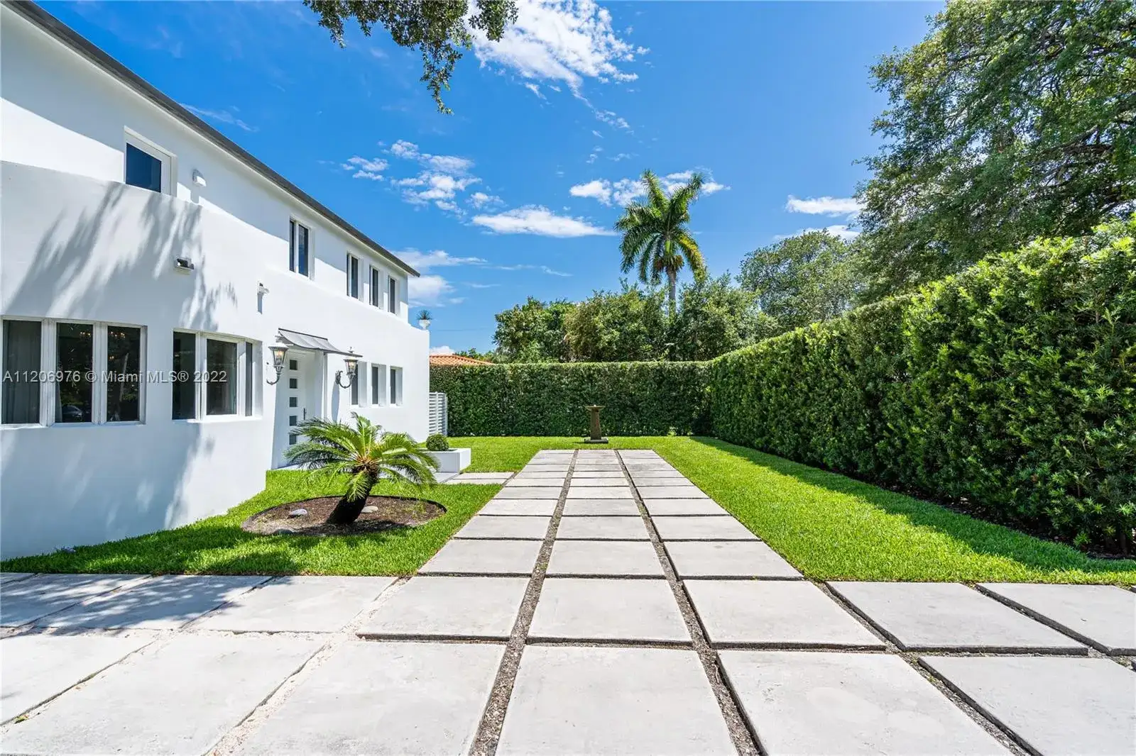 11311 NE 8th Ave, Biscayne Park FL 33161 photo 2