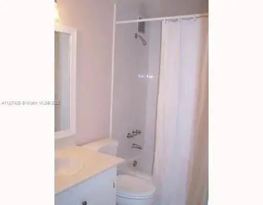 2000 NE 135th St # 509, North Miami FL 33181 photo 4