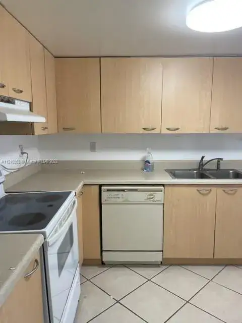 290 174th St # 1714, Sunny Isles Beach FL 33160 photo 4