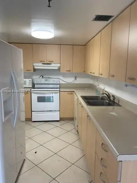 290 174th St # 1714, Sunny Isles Beach FL 33160 photo 5