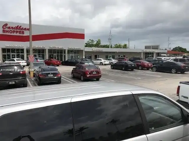 19501 NW 2nd Ave, Miami Gardens FL 33169 photo 2