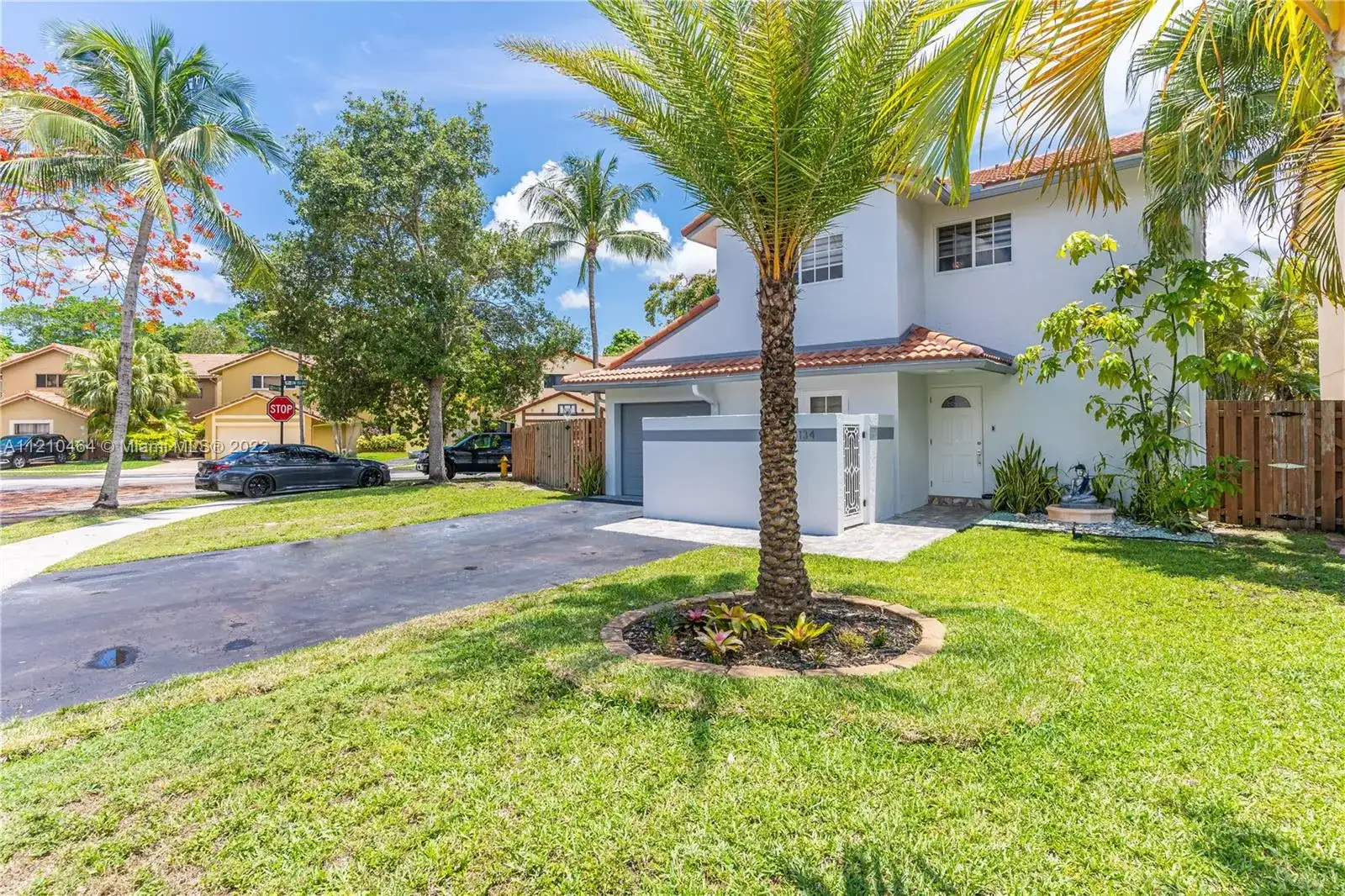15134 SW 94th Ter, Miami FL 33196 photo 2