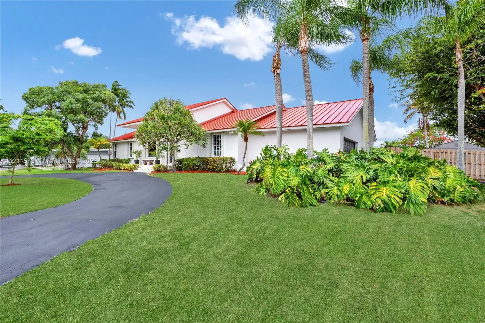 15030 SW 89th Ave, Palmetto Bay FL 33176 photo 4