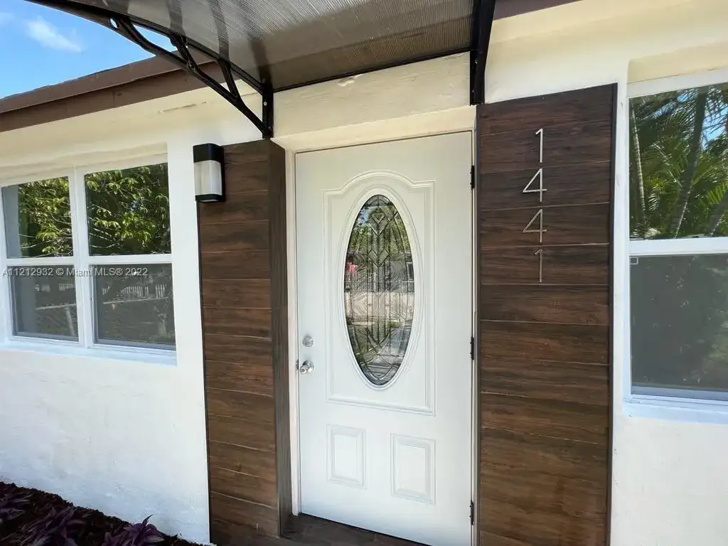 1441 NE 154th Ter, North Miami Beach FL 33162 photo 2
