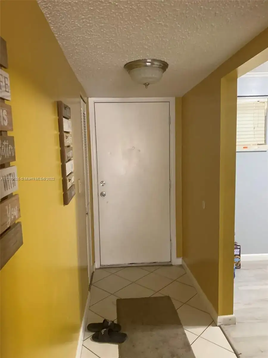 408 NW 68th Ave # 211, Plantation FL 33317 photo 4