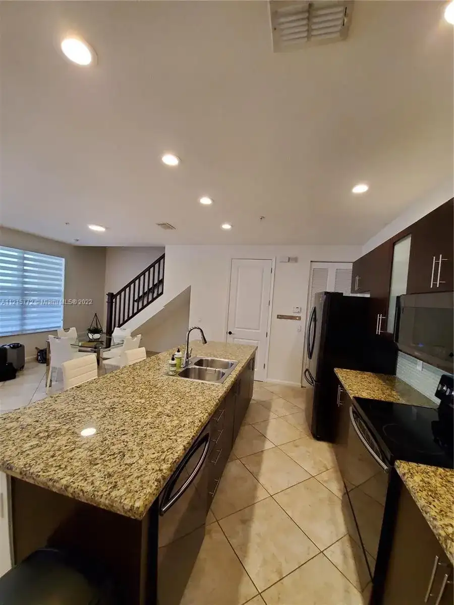 1430 NW 48th Dr, Boca Raton FL 33431 photo 5