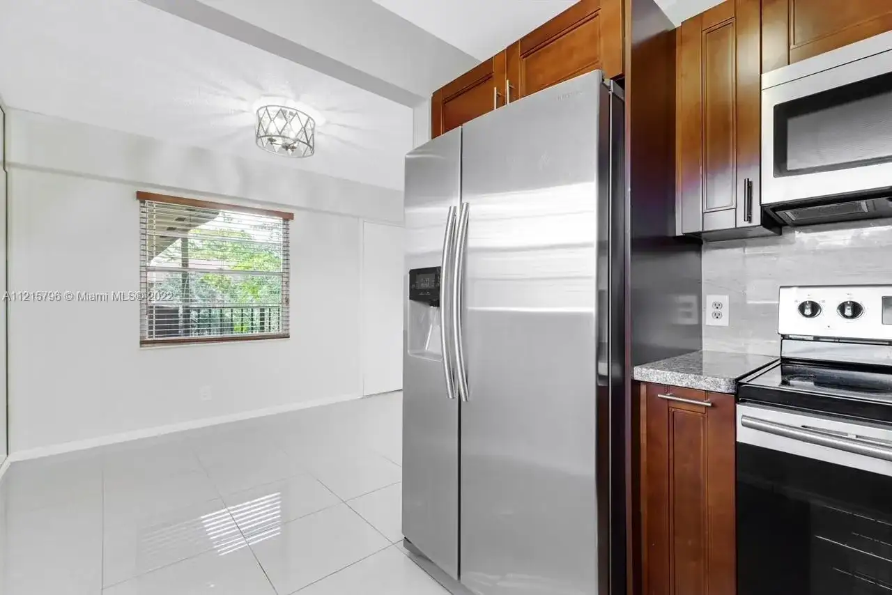 150 SW 134th Way # 304R, Pembroke Pines FL 33027 photo 4