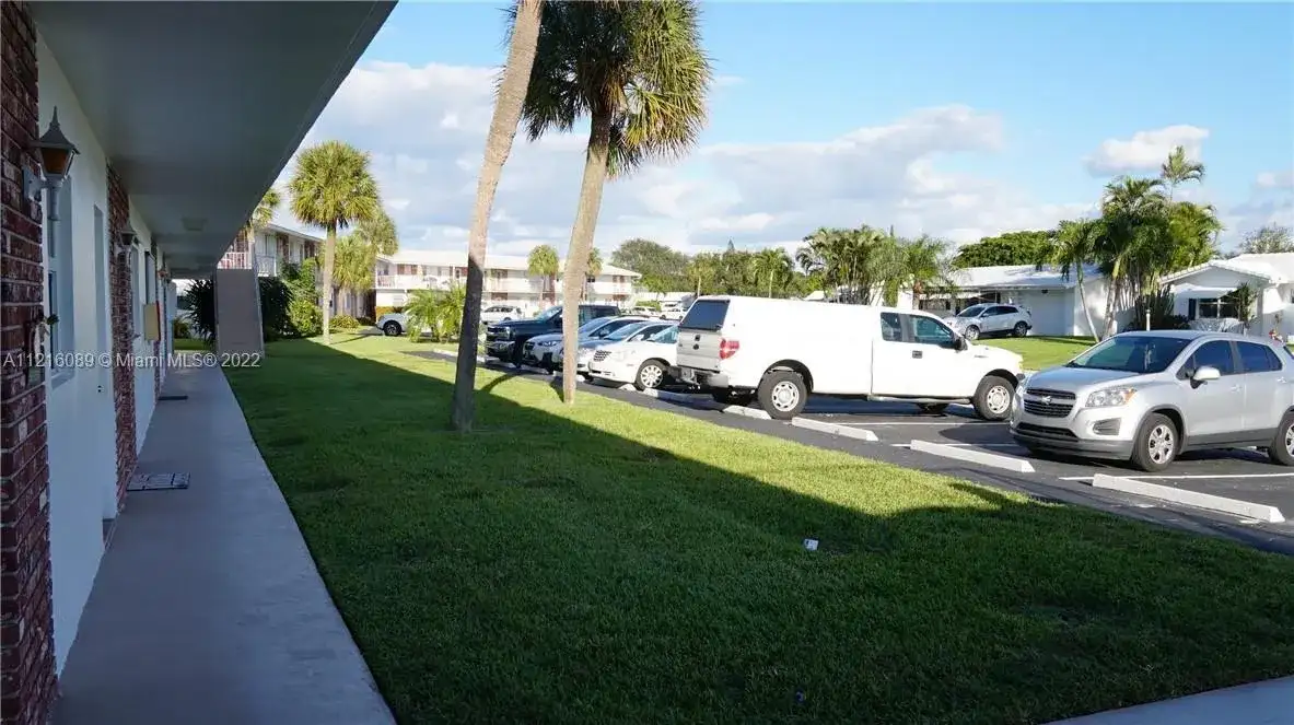 251 S Golf Blvd # 289, Pompano Beach FL 33064 photo 2
