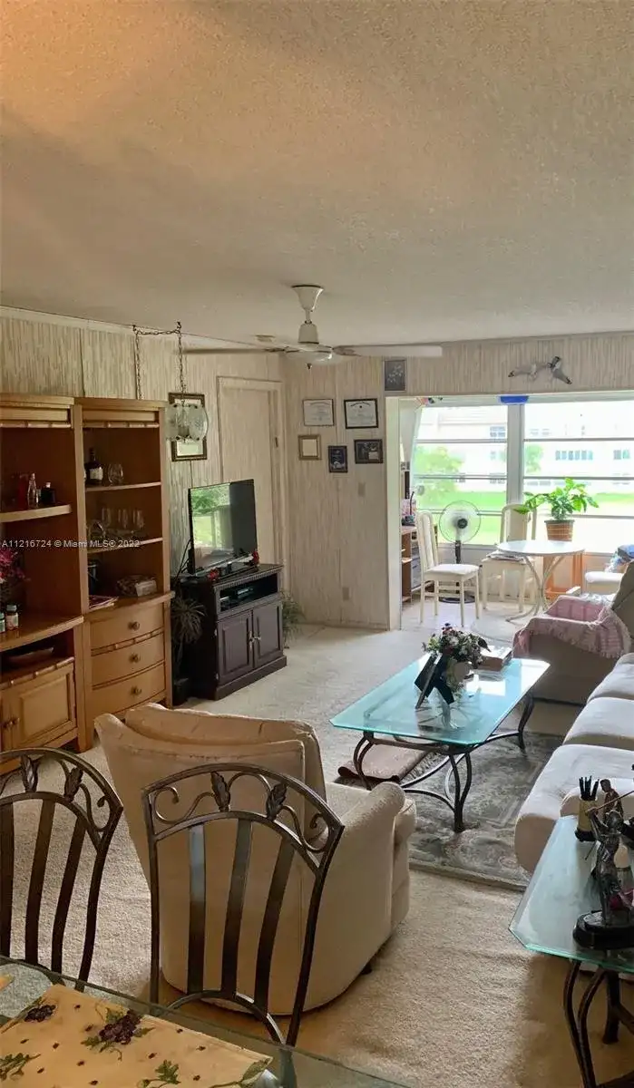 9330 Sunrise Lakes Blvd # 304, Sunrise FL 33322 photo 4