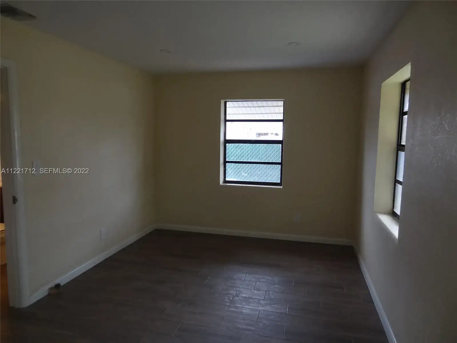 2212 Johnson St, Hollywood FL 33020 photo 3