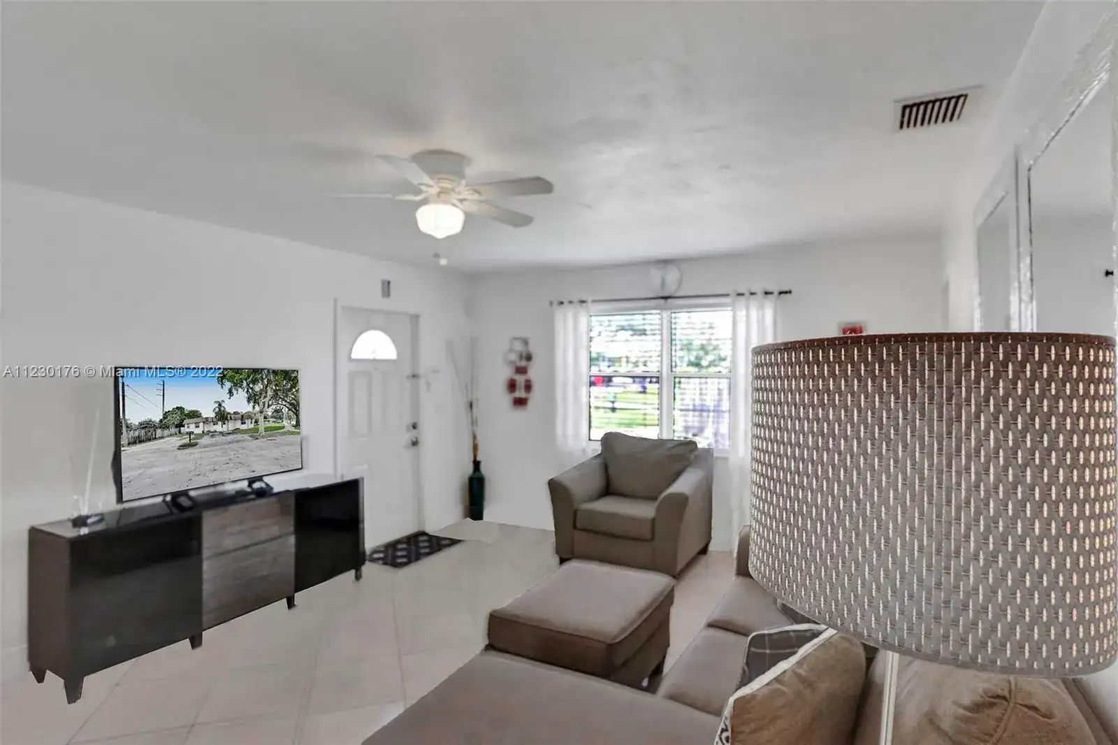 201 Columbus Pkwy, Hollywood FL 33021 photo 5