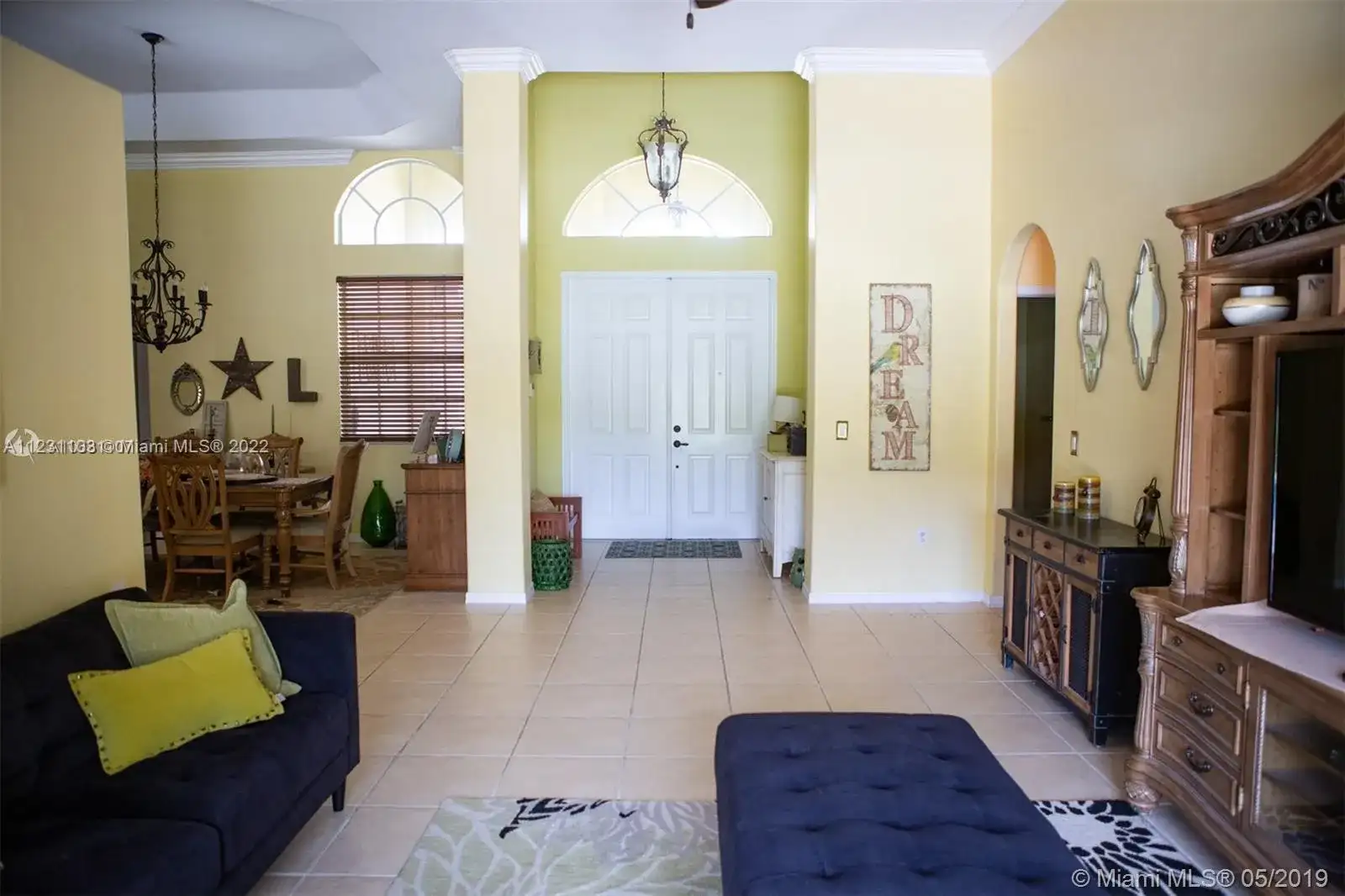 2905 Fairways Dr, Homestead FL 33035 photo 3