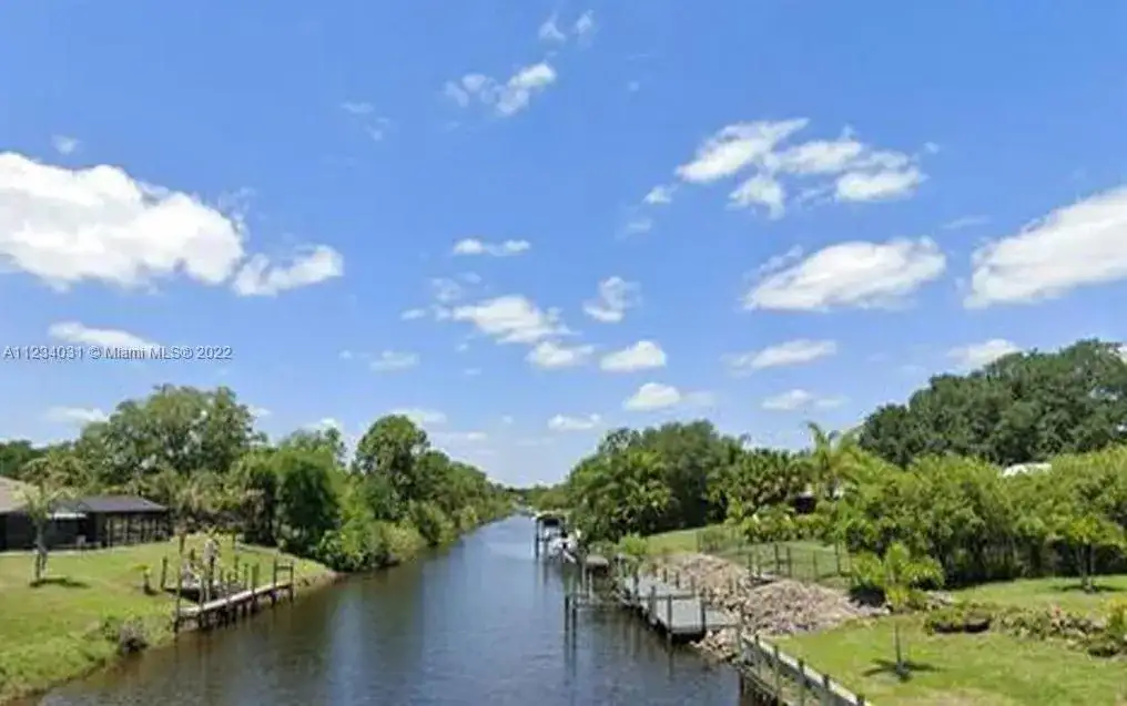 2573 Chapel Dr, Port Charlotte FL 33953 photo 5