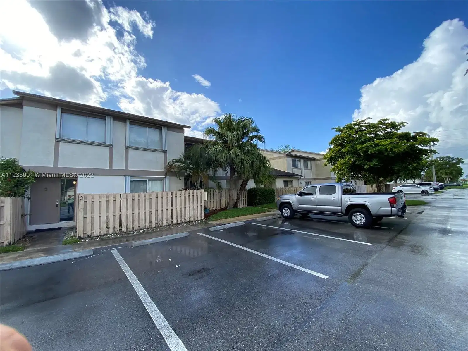 2950 NW 106th Ave # 2, Sunrise FL 33322 photo 2