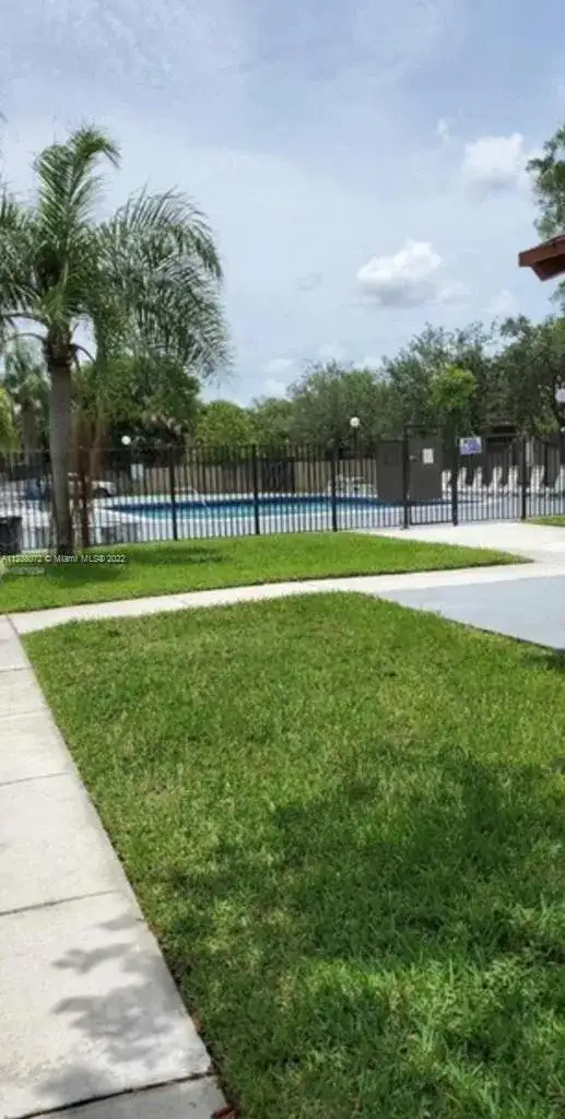9811 NW 36th St # 9E, Sunrise FL 33351 photo 5
