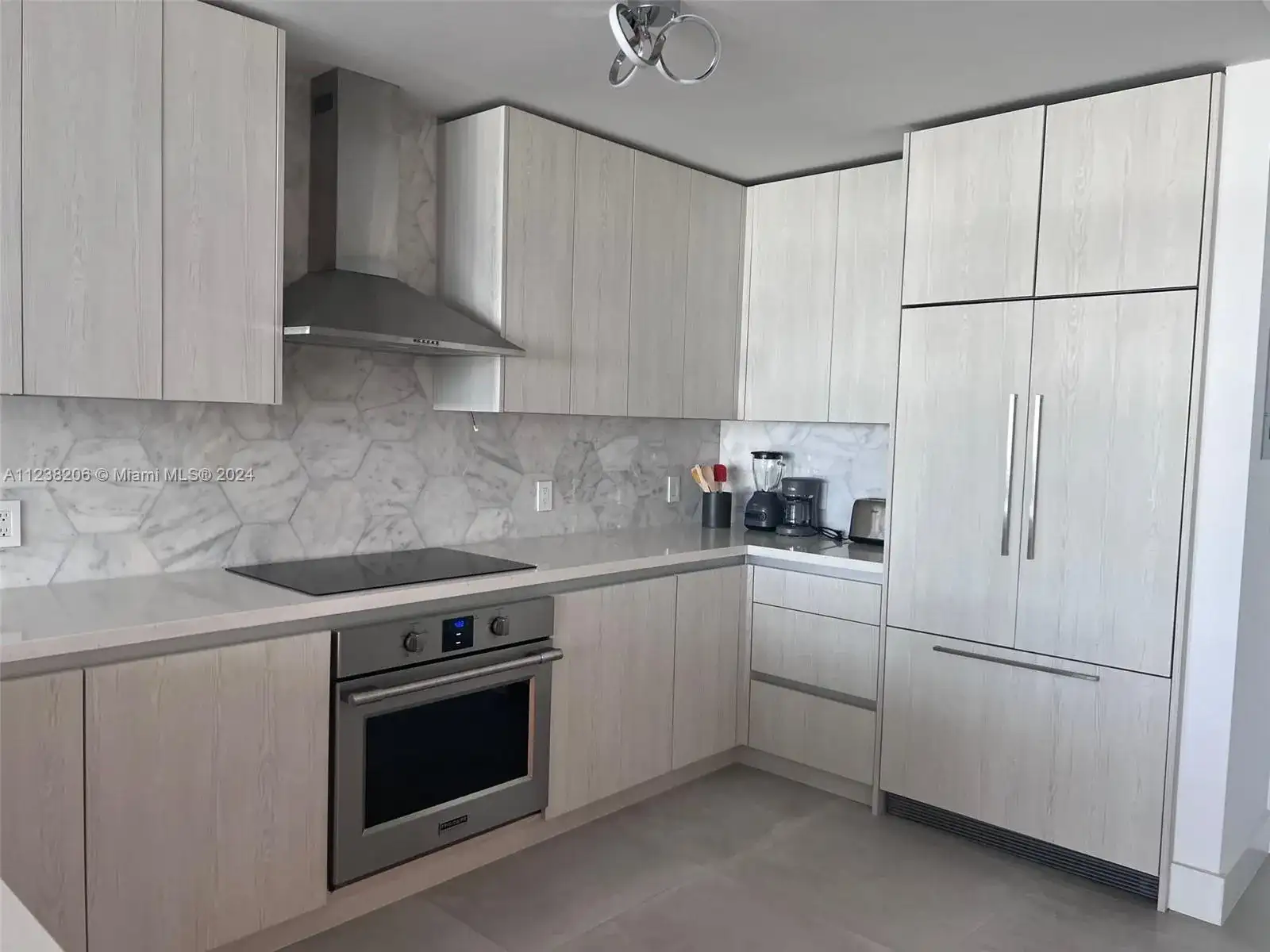 100 Lincoln Rd # 1608, Miami Beach FL 33139 photo 4