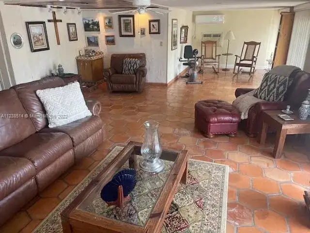9770 SW 12th Ter, Miami FL 33174 photo 3