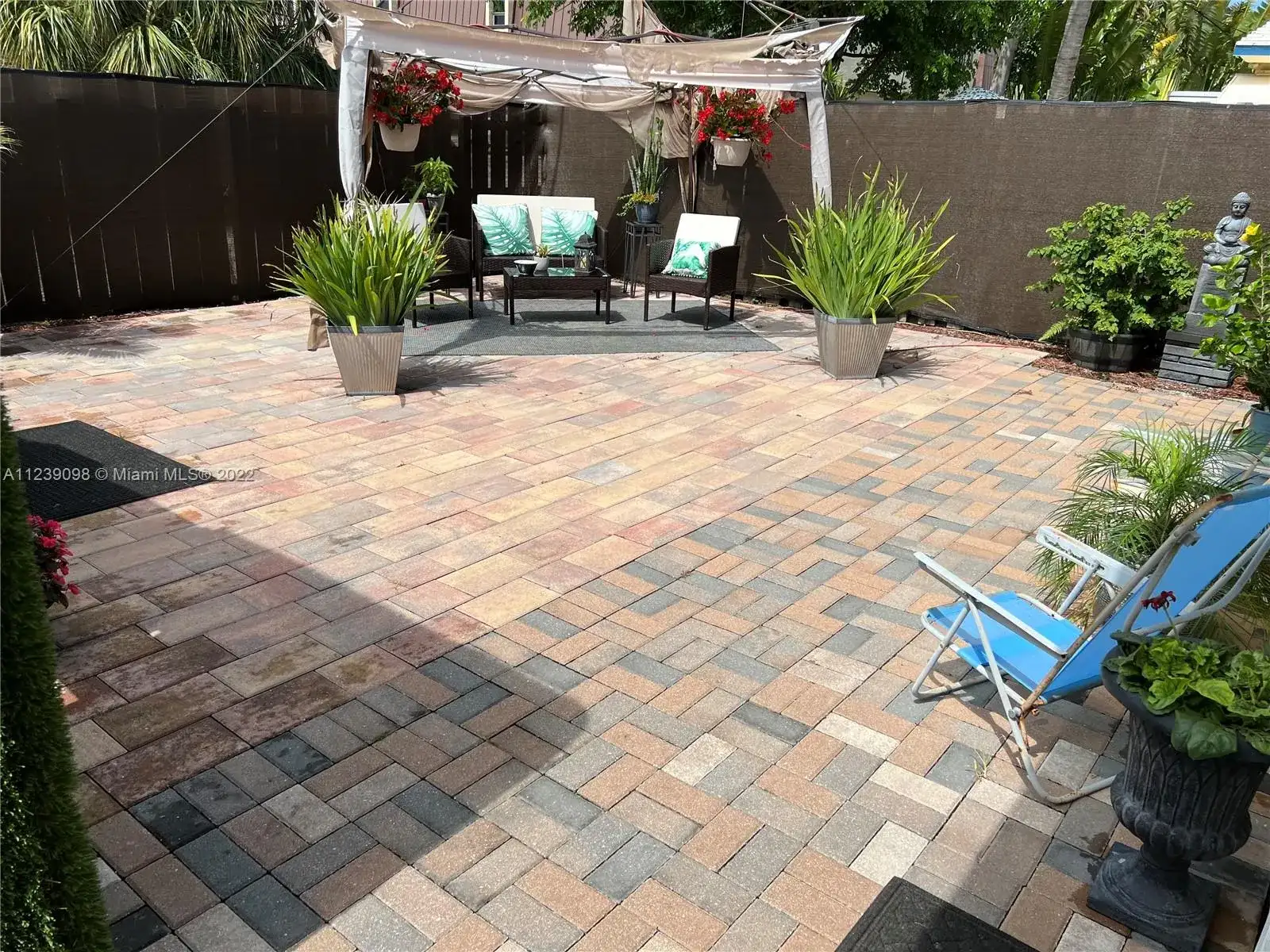 2242 NE 37th St, Lighthouse Point FL 33064 photo 3