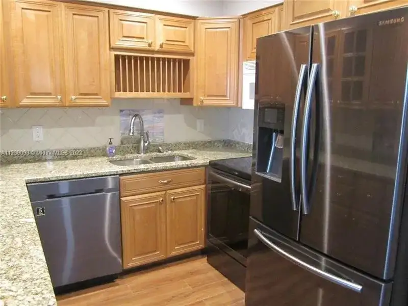 2242 NE 37th St, Lighthouse Point FL 33064 photo 5
