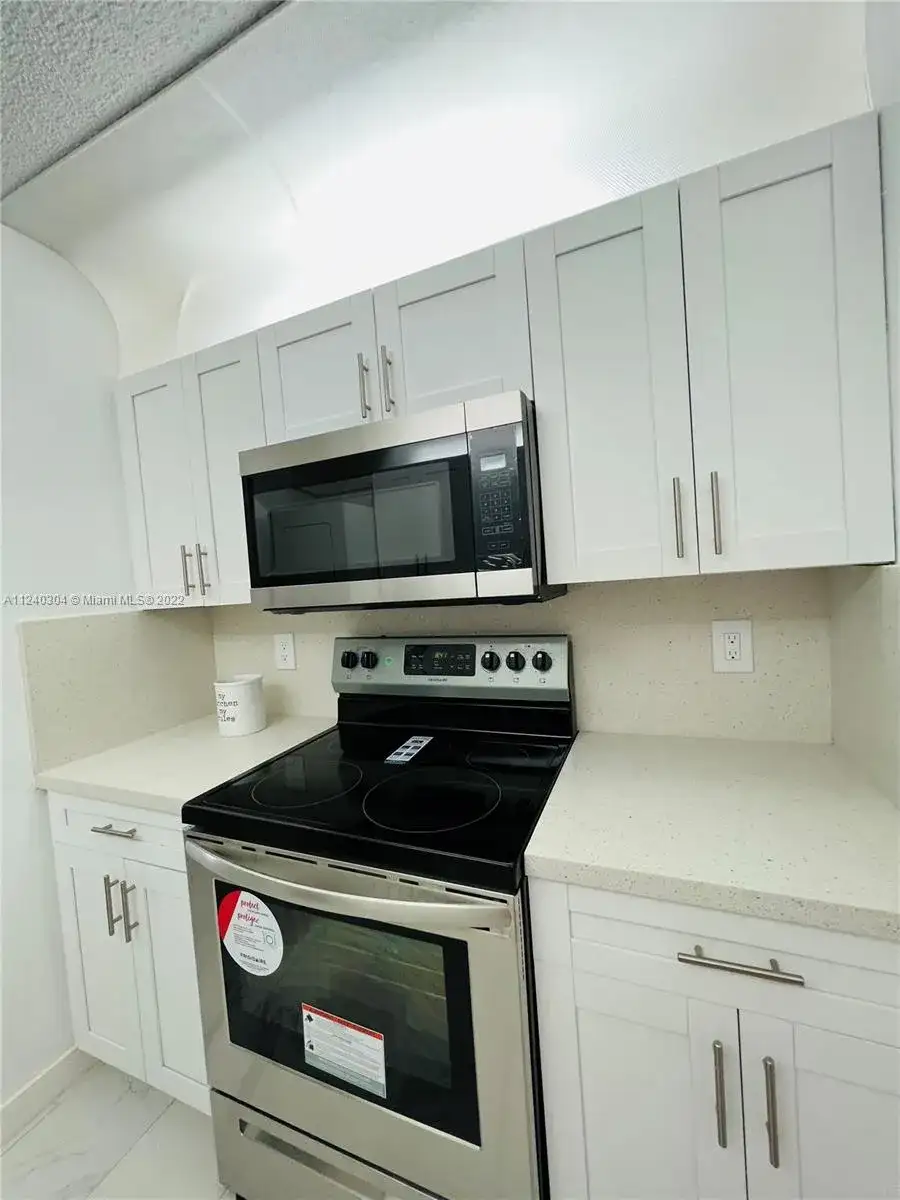 8260 SW 210th St # 220, Cutler Bay FL 33189 photo 3