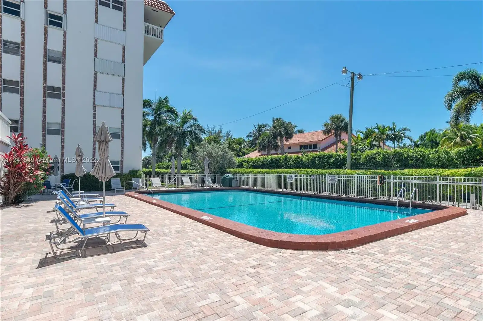3181 S Ocean Dr # 108, Hallandale Beach FL 33009 photo 2