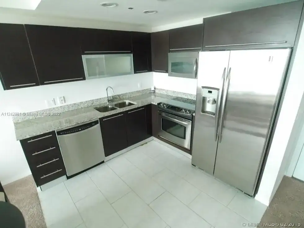 951 Brickell Ave # 2608, Miami FL 33131 photo 2