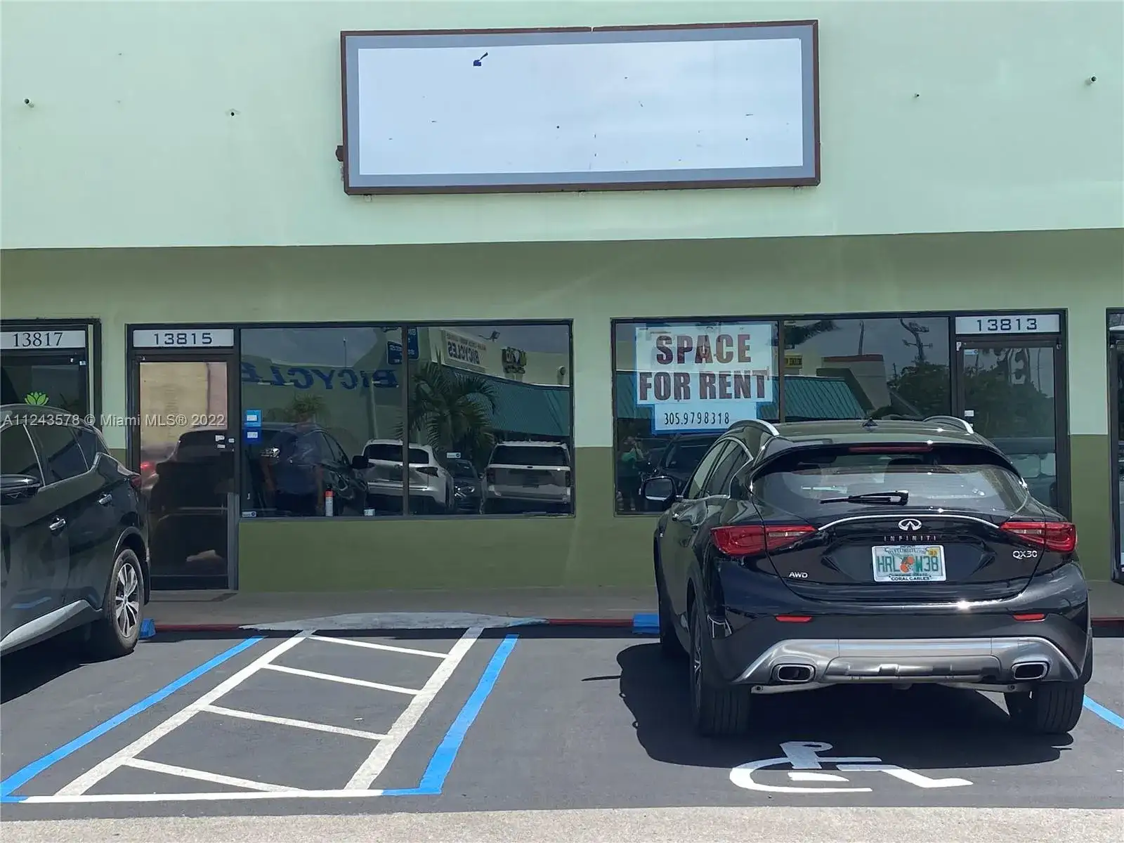 13801 S Dixie Hwy, Palmetto Bay FL 33176 photo 2