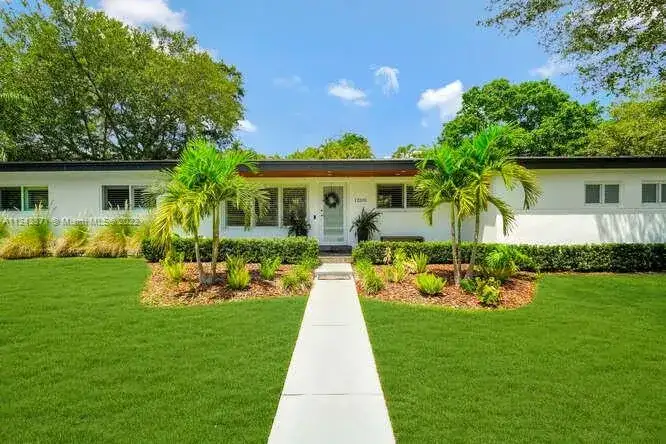 12100 SW 69th Ct, Pinecrest FL 33156 photo 4