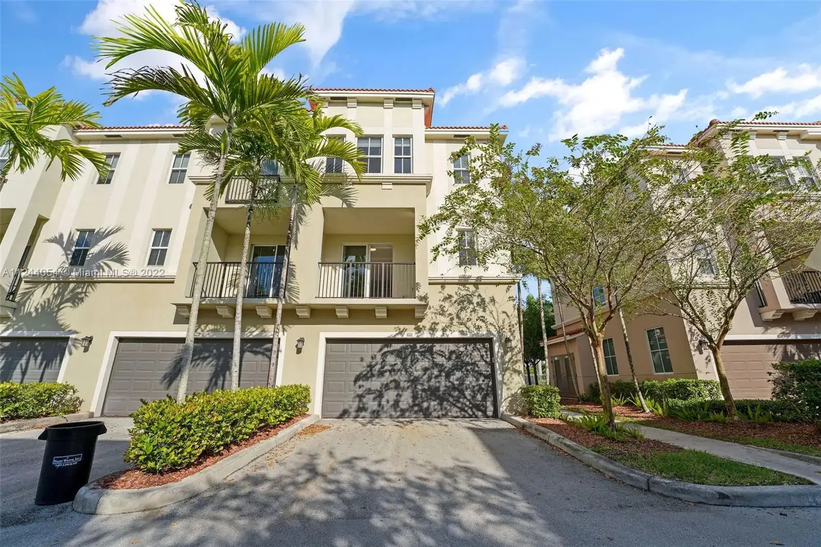 10170 SW 7th St # 104, Pembroke Pines FL 33025 photo 2