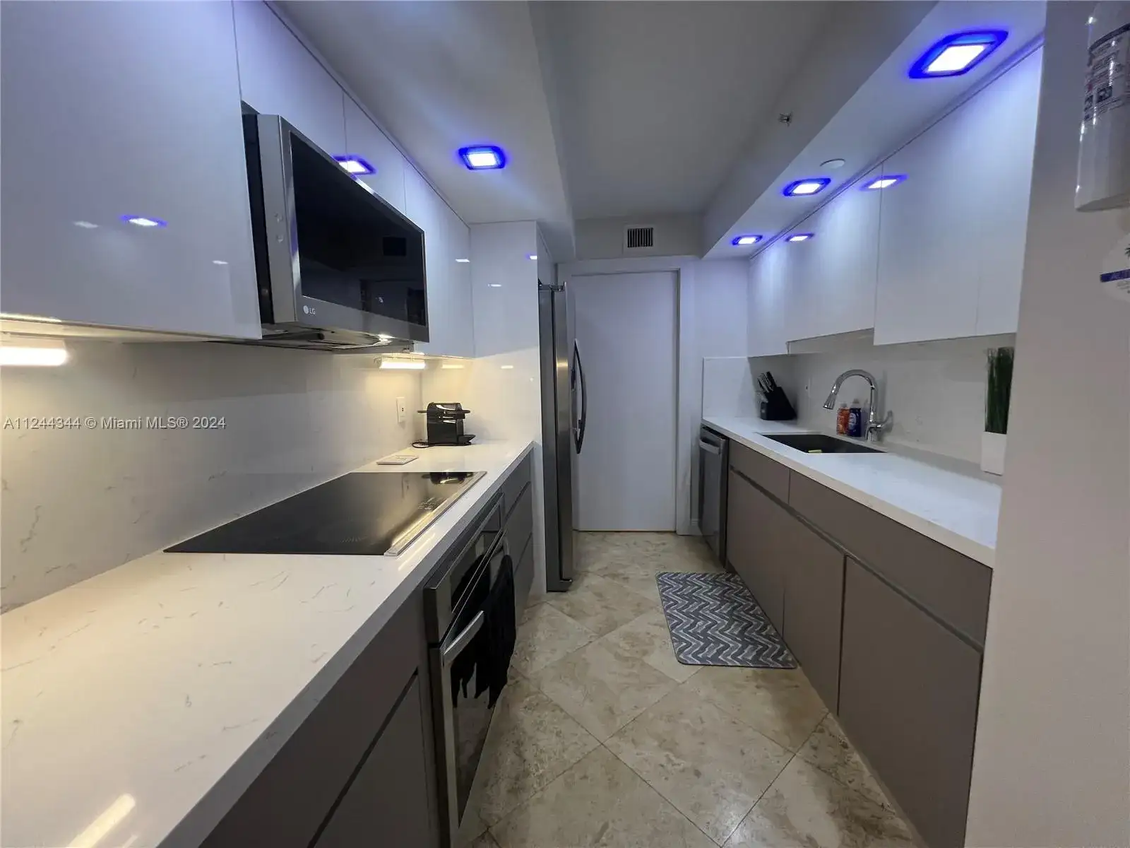 6917 Collins Ave # 809, Miami Beach FL 33141 photo 5