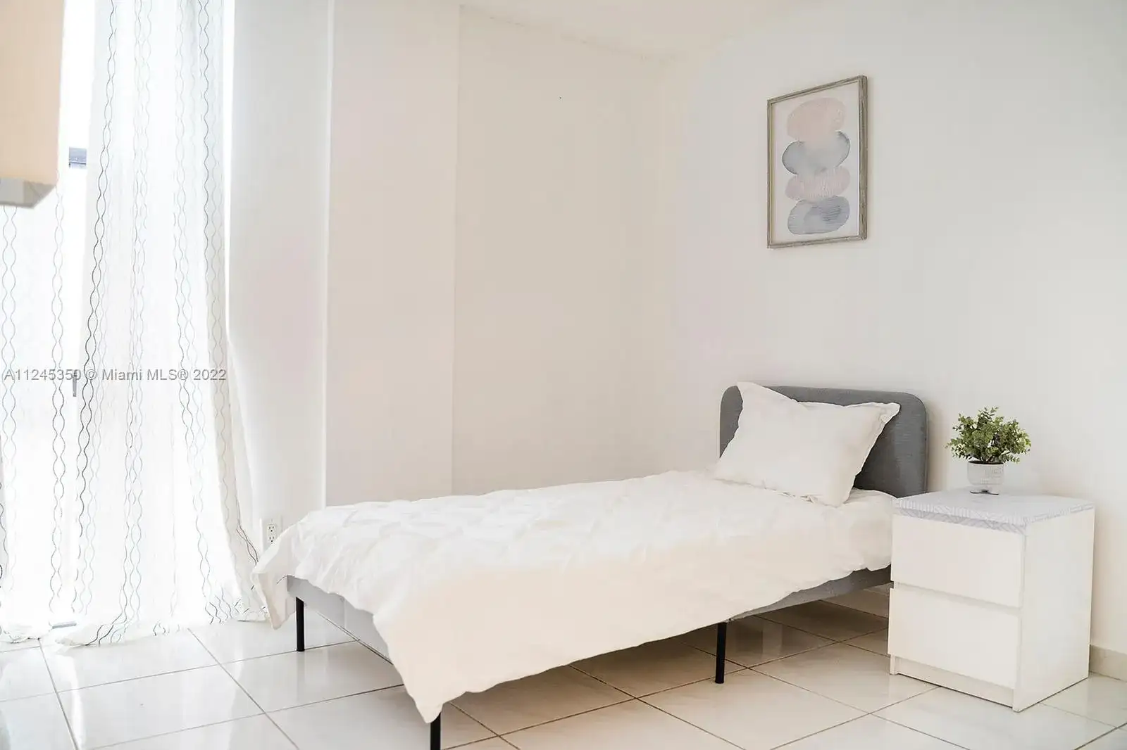 17011 N Bay Rd # 308, Sunny Isles Beach FL 33160 photo 3