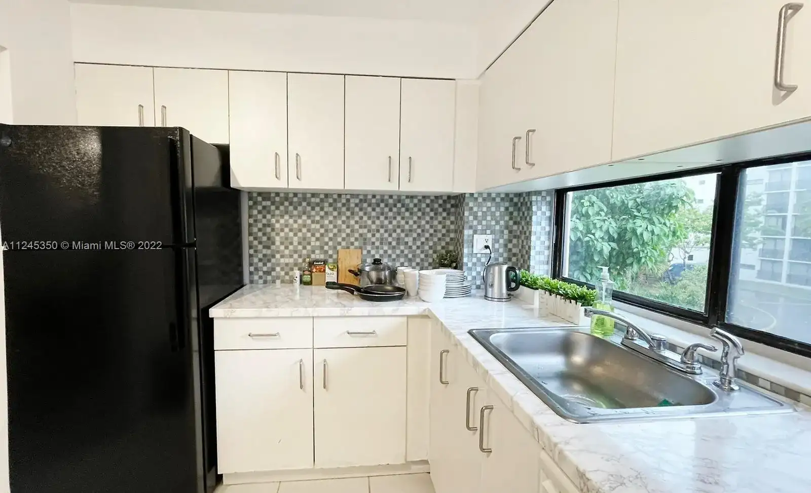 17011 N Bay Rd # 308, Sunny Isles Beach FL 33160 photo 4