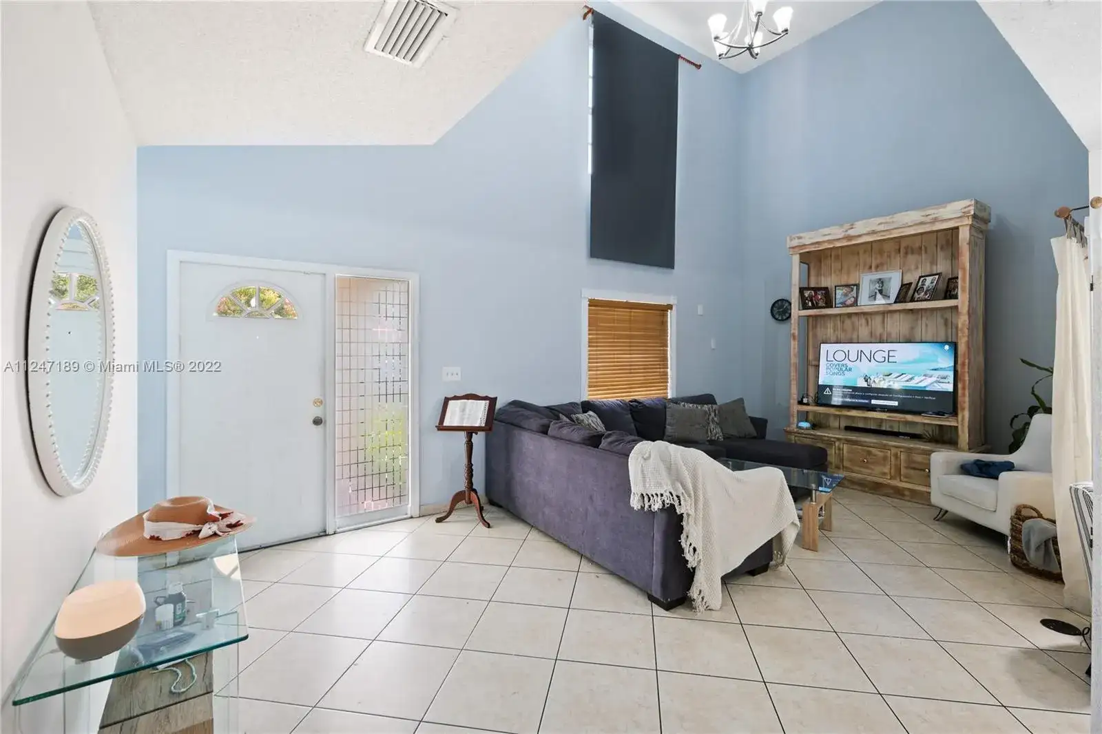 10225 NW 57th Ter, Doral FL 33178 photo 3