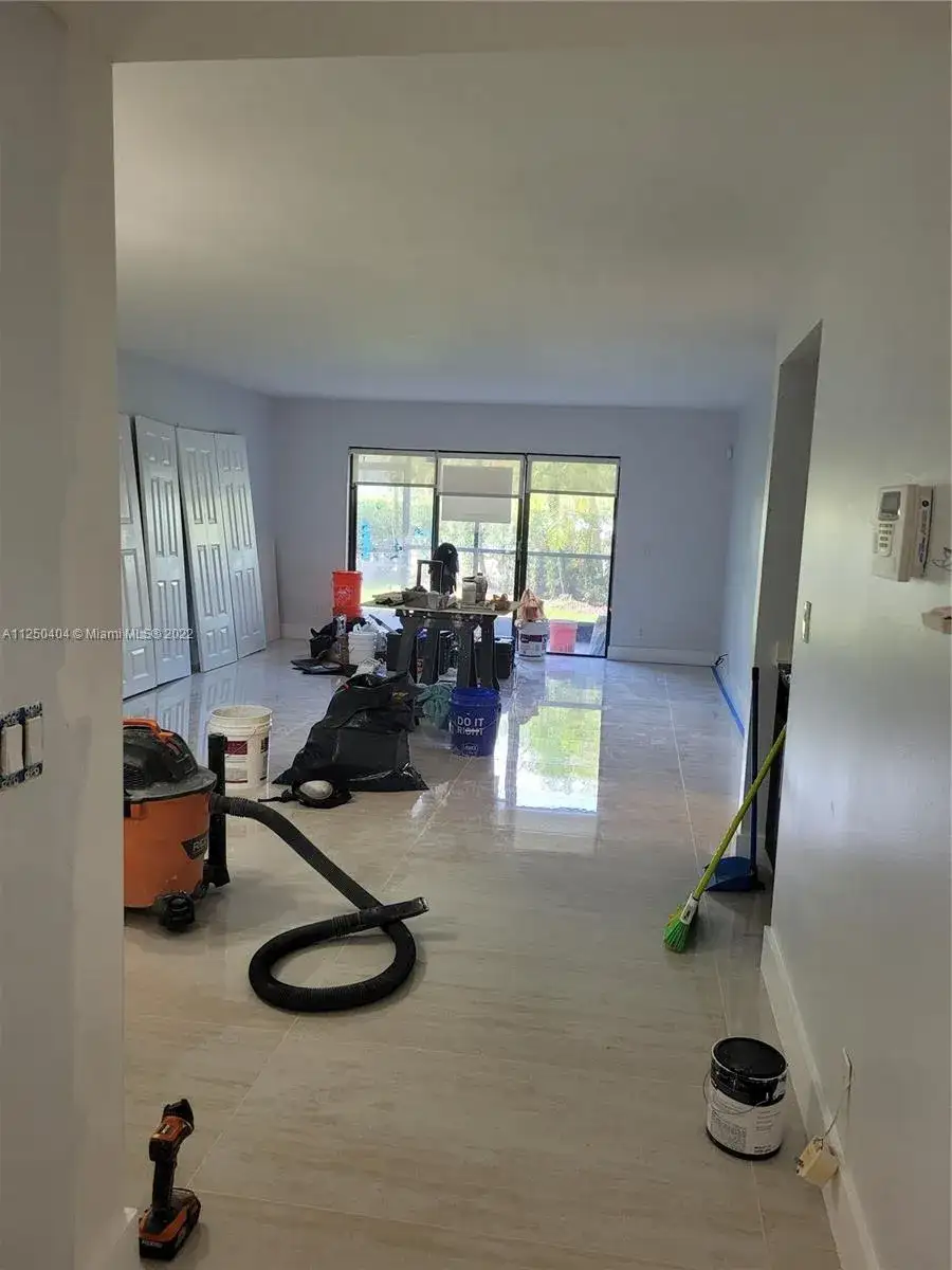 286 Racquet Club Rd # 105, Weston FL 33326 photo 5
