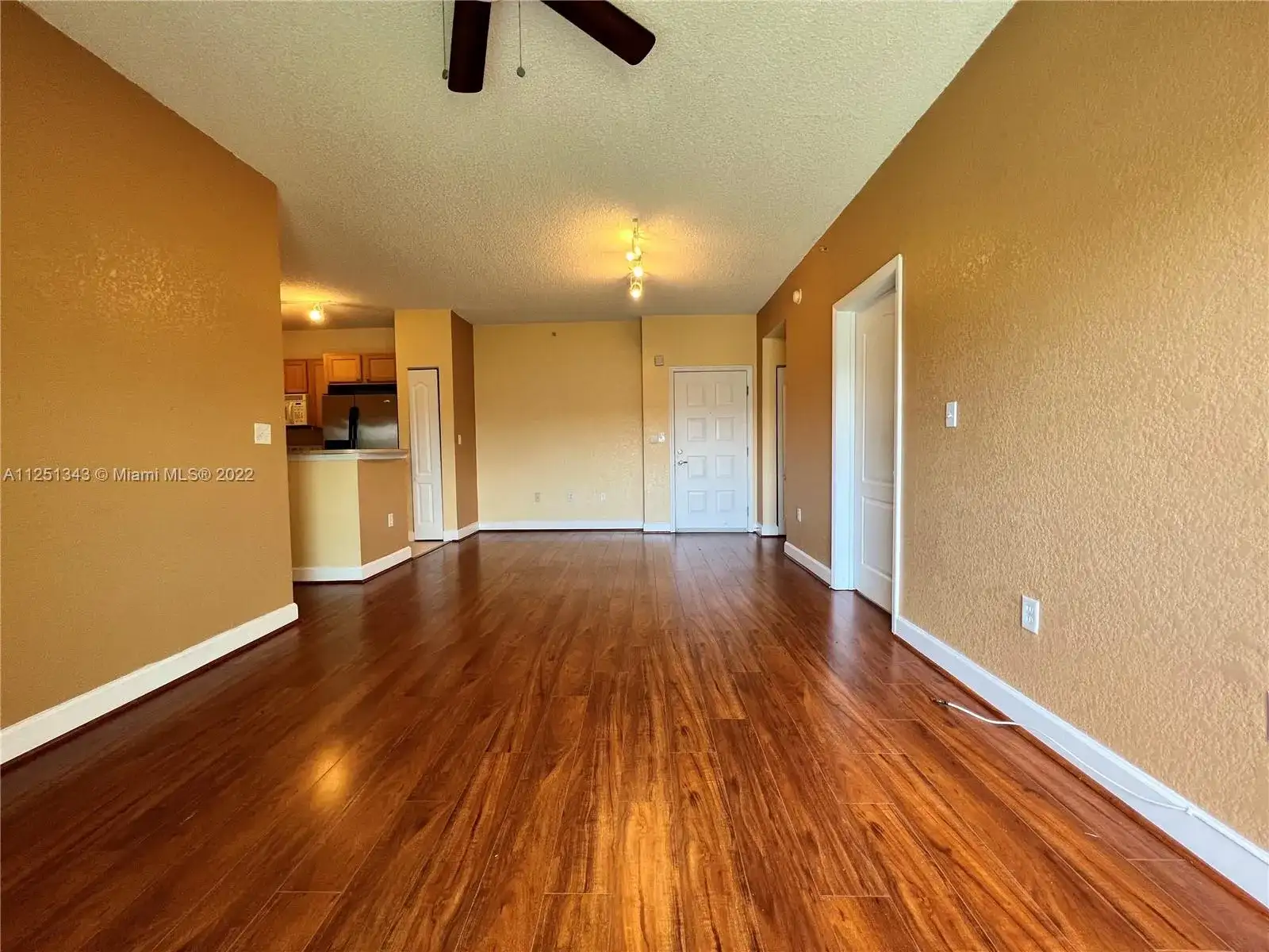 6001 SW 70th St # 650, South Miami FL 33143 photo 4