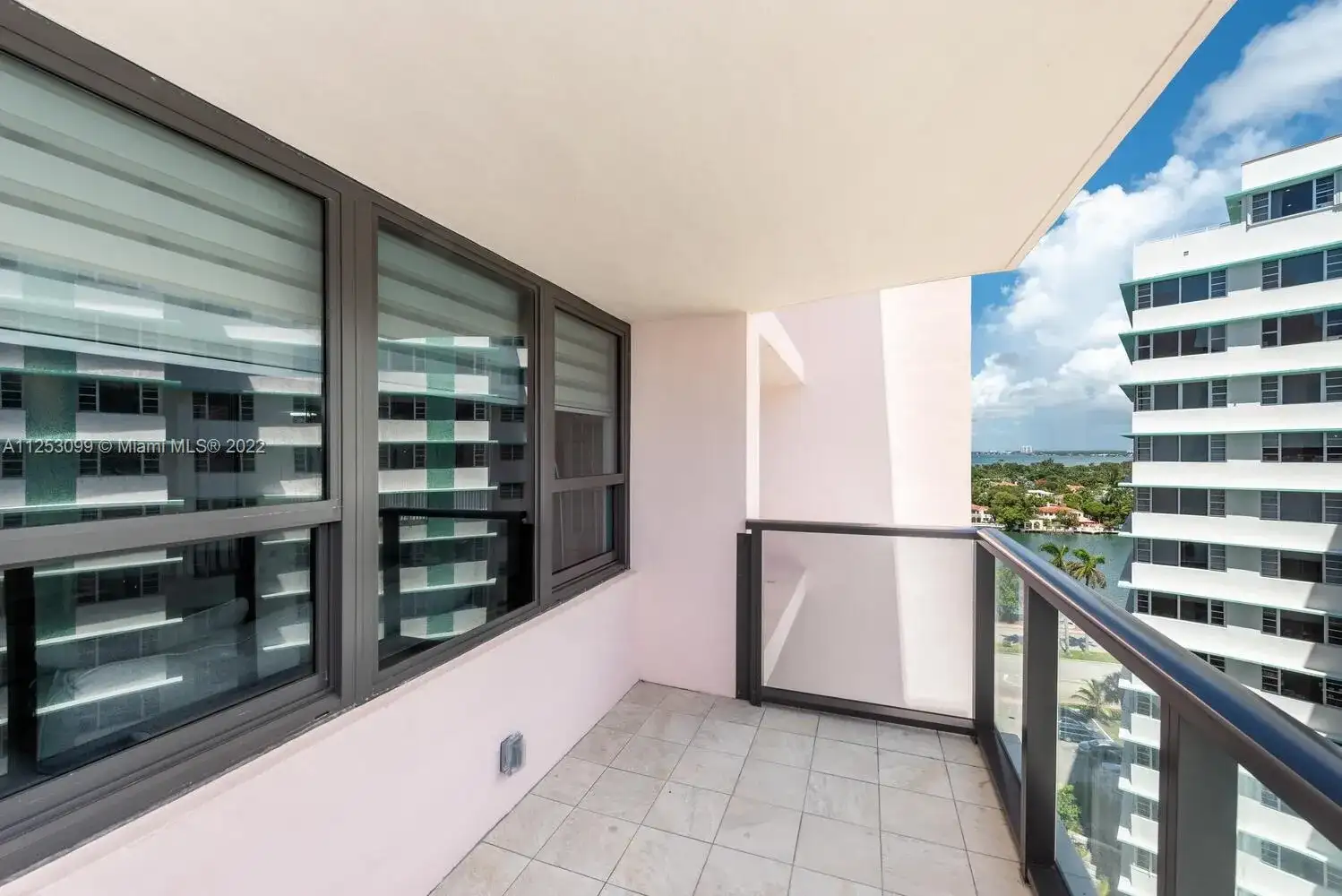 5225 Collins Ave # 1508, Miami Beach FL 33140 photo 3