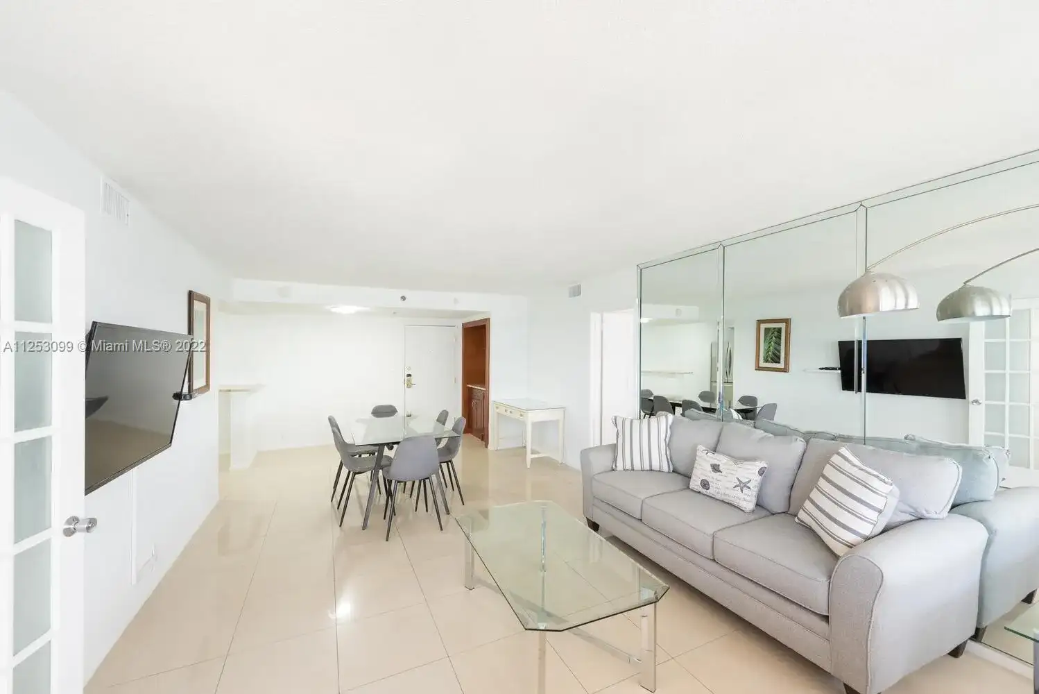 5225 Collins Ave # 1508, Miami Beach FL 33140 photo 5