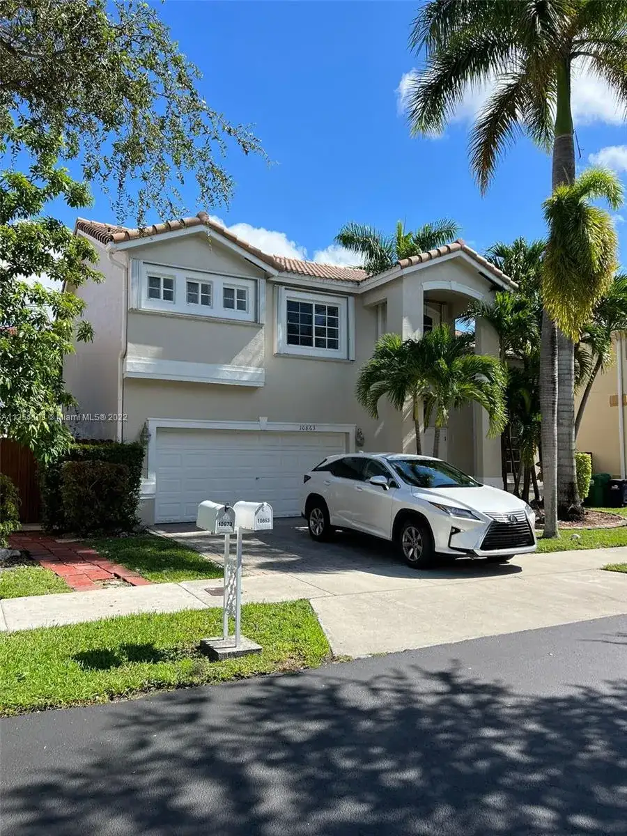 10863 NW 53 LN, Doral FL 33178 photo 5