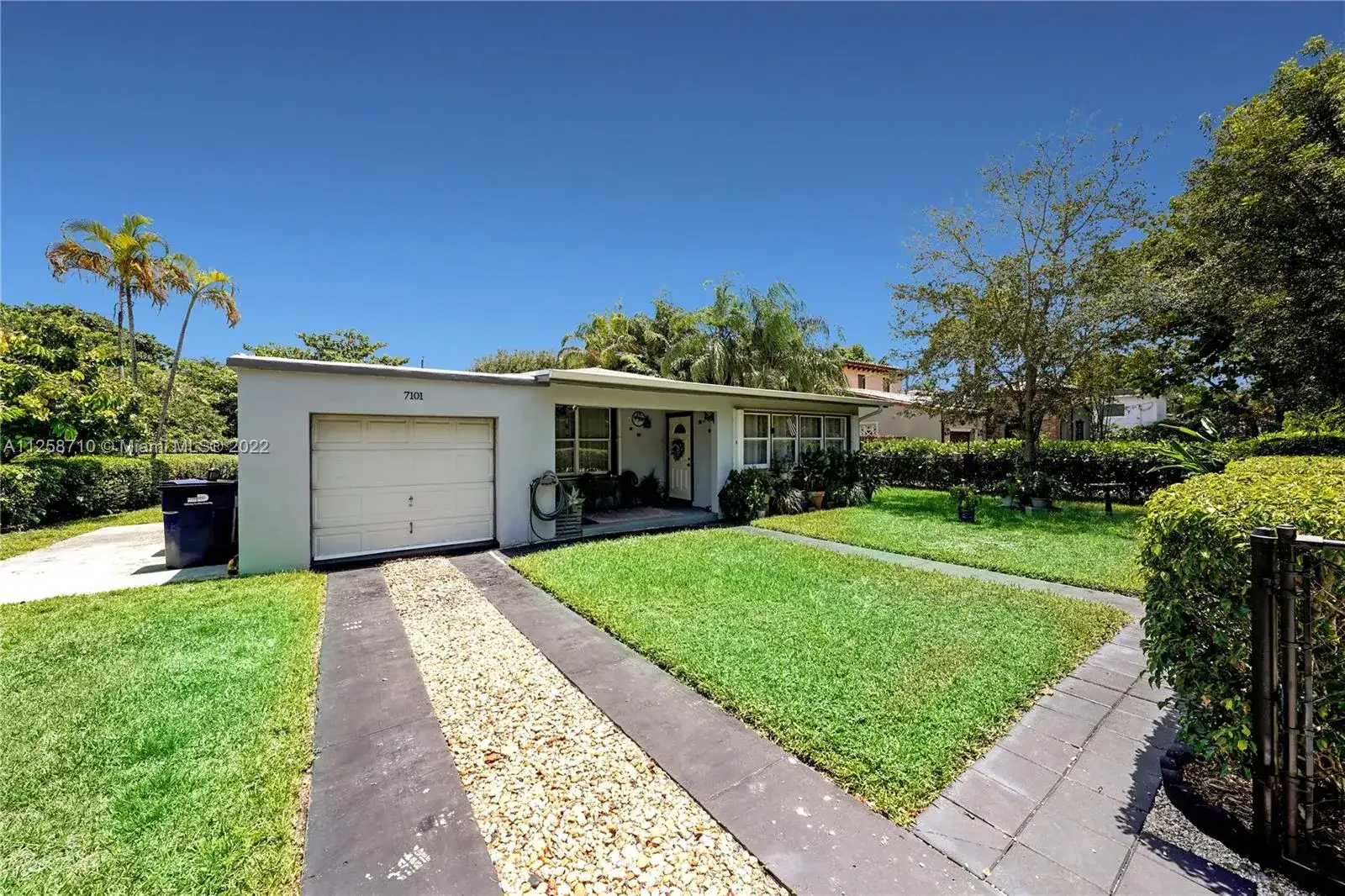 7101 SW 64th Ct, South Miami FL 33143 photo 3