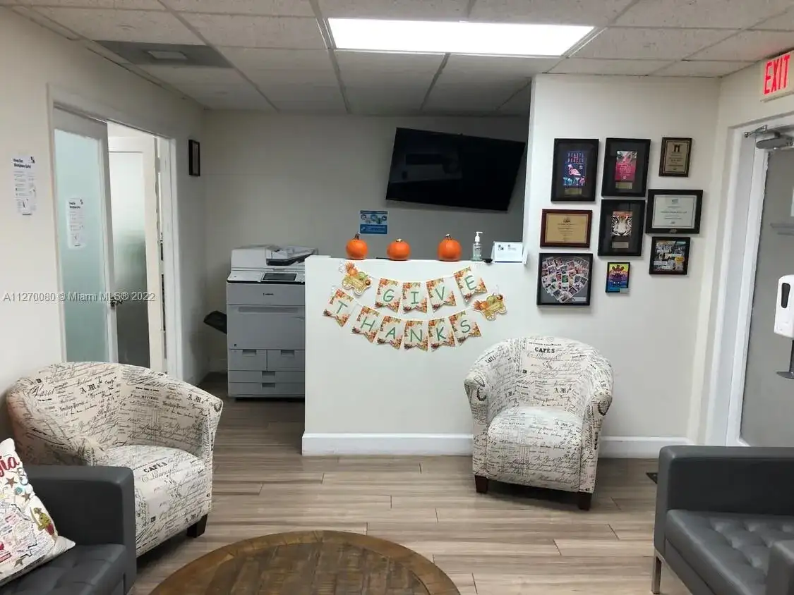 325 Almeria Ave, Coral Gables FL 33134 photo 3
