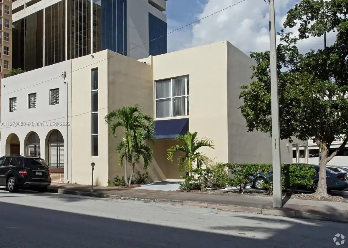 325 Almeria Ave, Coral Gables FL 33134 photo 5