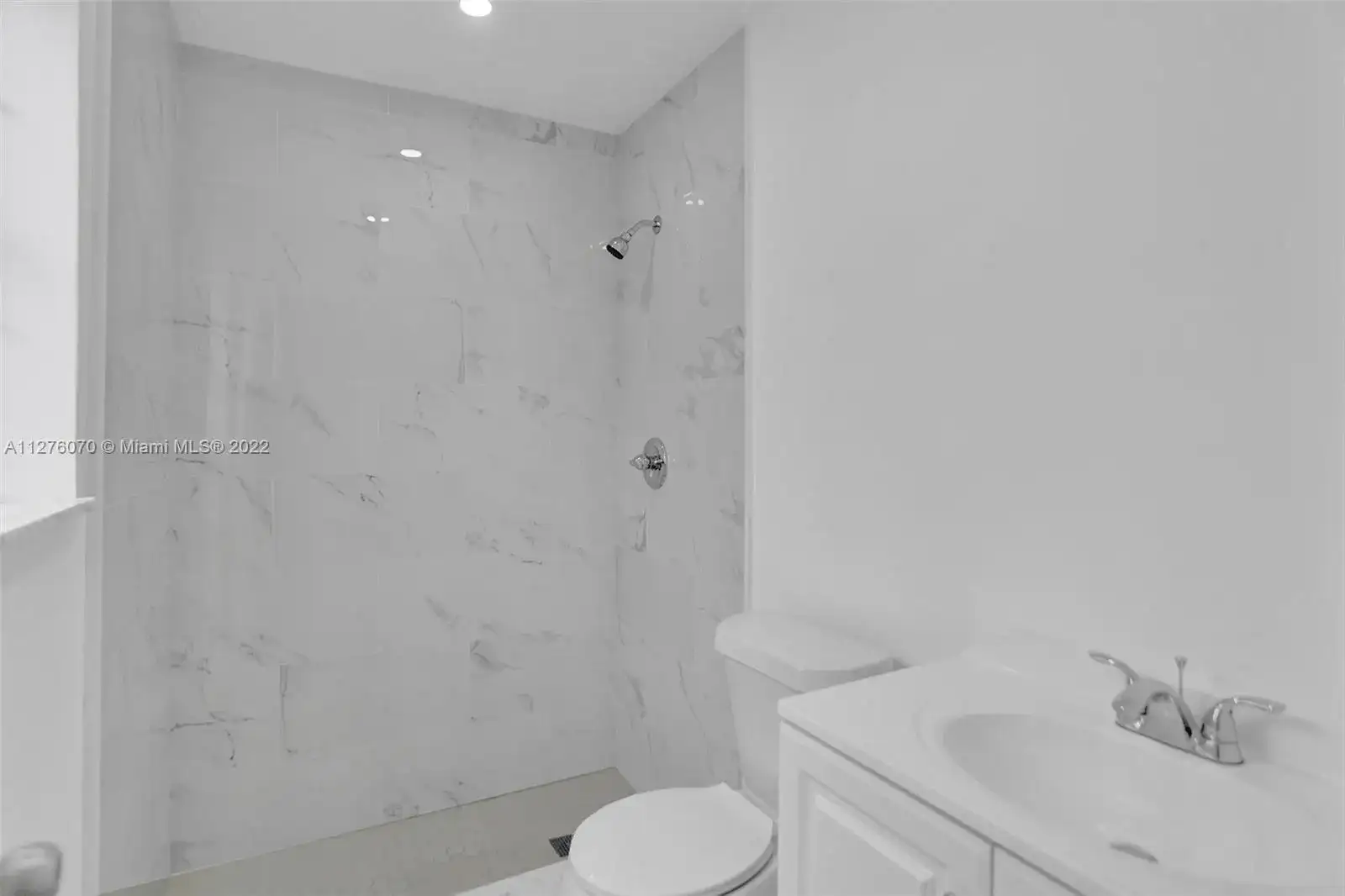 9690 NW 20th Pl, Sunrise FL 33322 photo 3