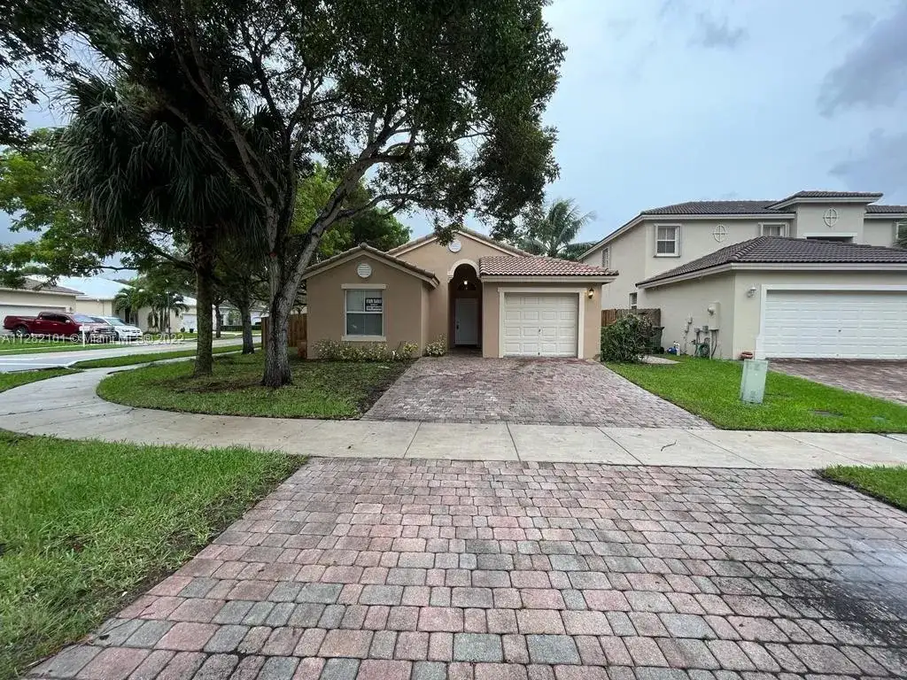 1614 SE 16th St, Homestead FL 33035 photo 5
